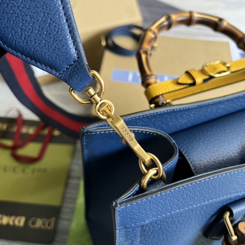 Gvc*1 tote bags